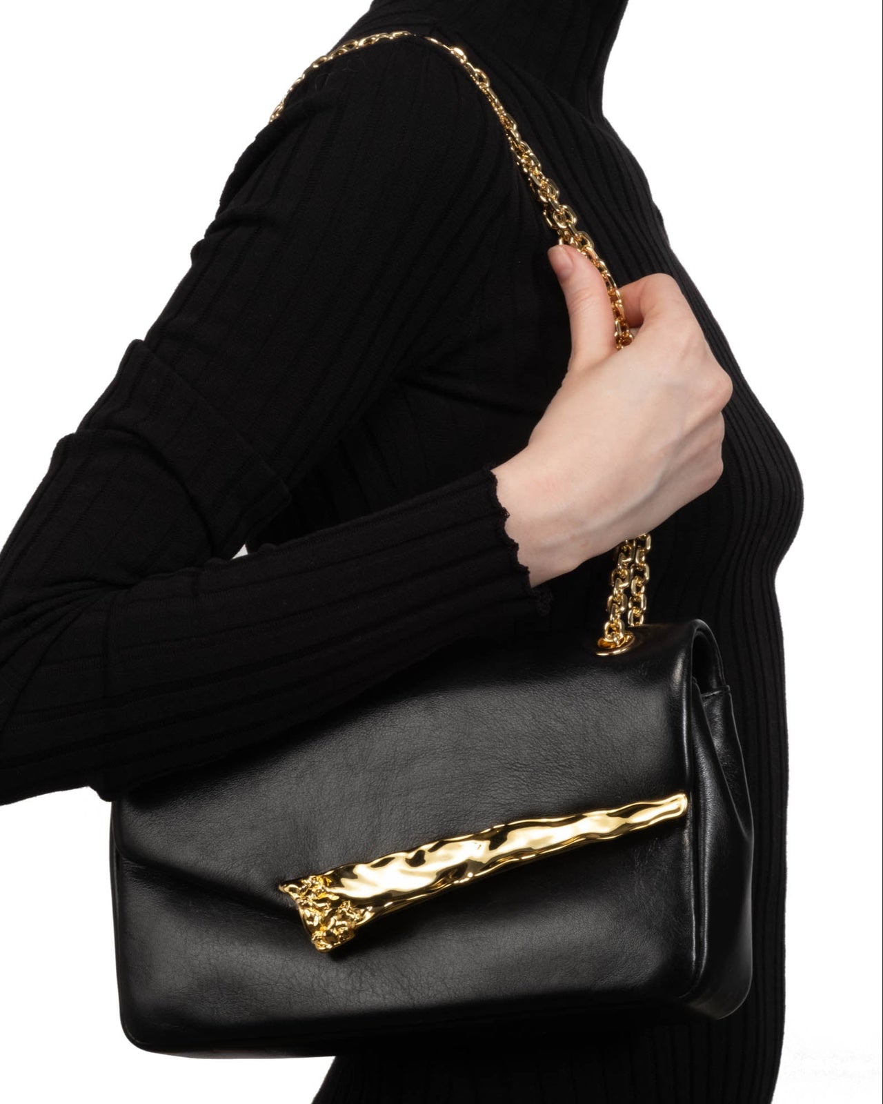 The Angular Shoulder Bag- Black - Photo 2
