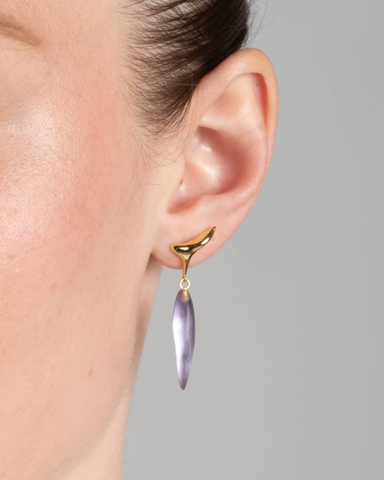 Lucite Spear Post Drop Earring- Lavender - Photo 2