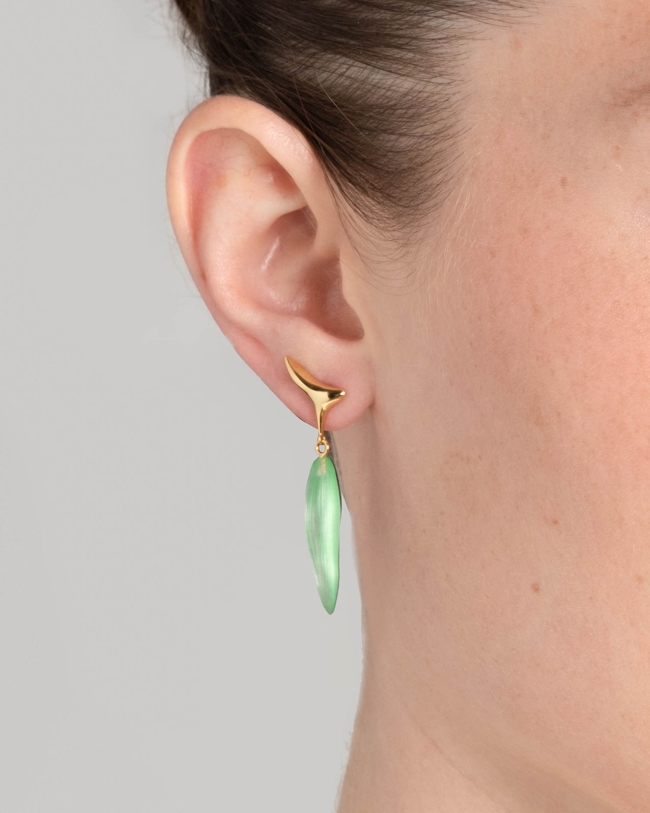 Lucite Spear Post Drop Earring- Lime - Photo 2