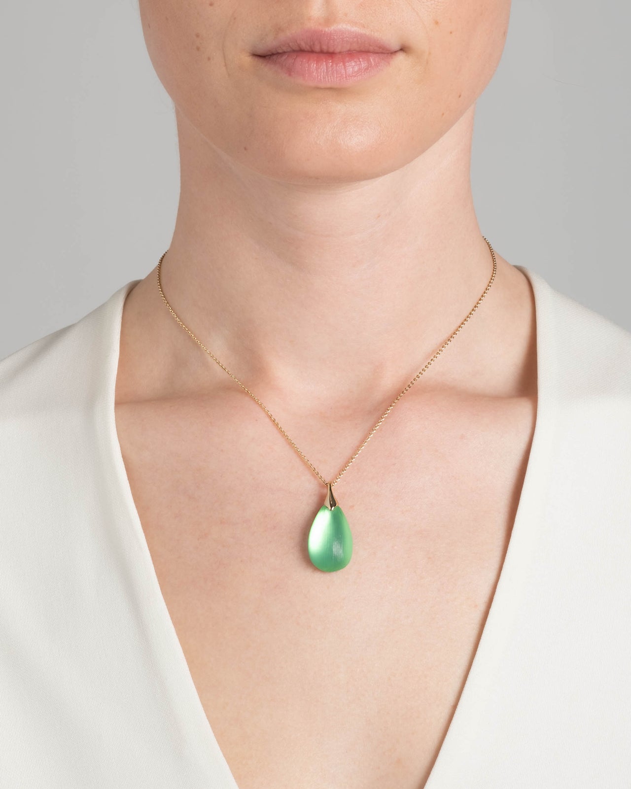 Lucite Teardrop Pendant Necklace- Lime - Photo 2