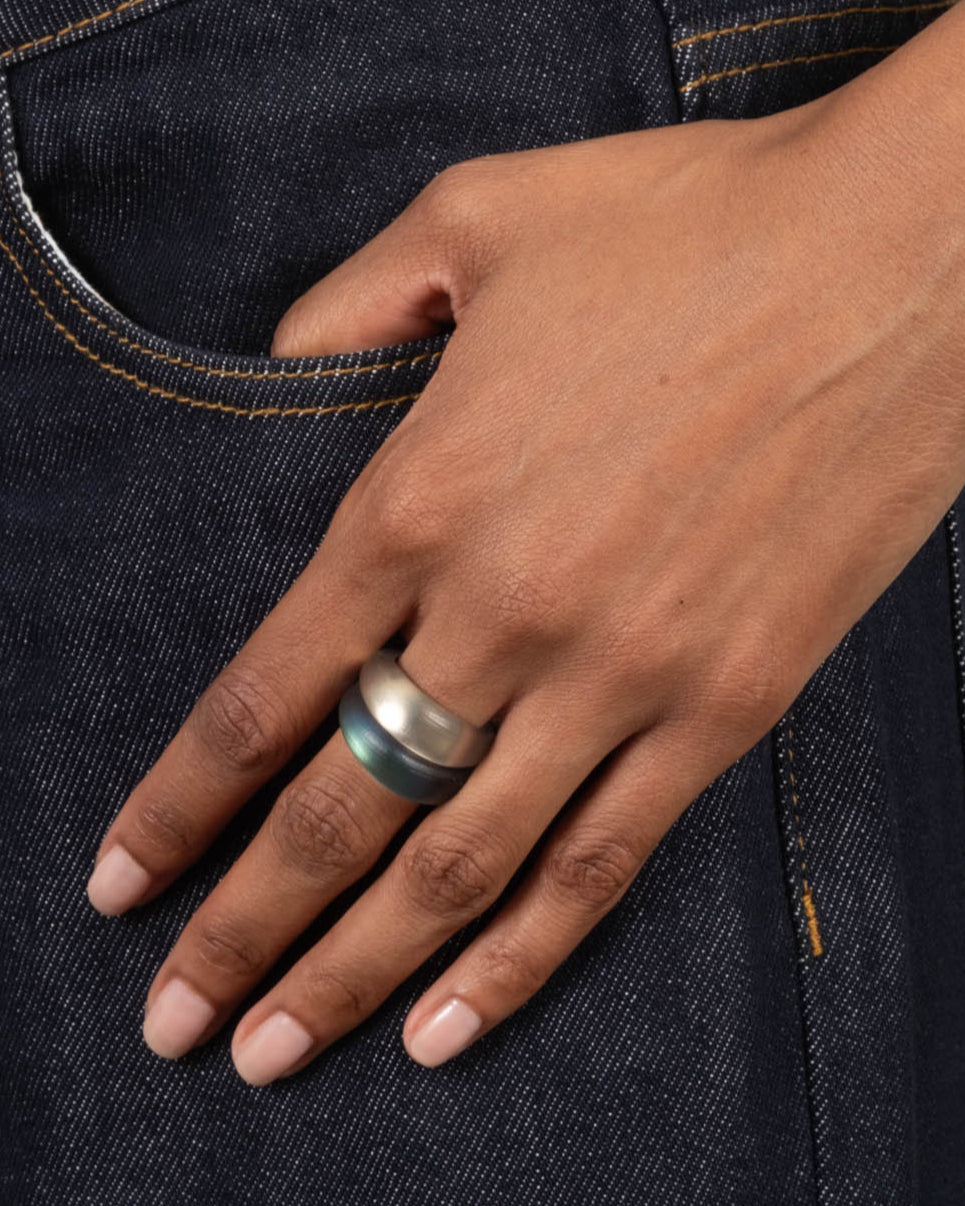 Lucite Tapered Ring- Black Beetle - Photo 2