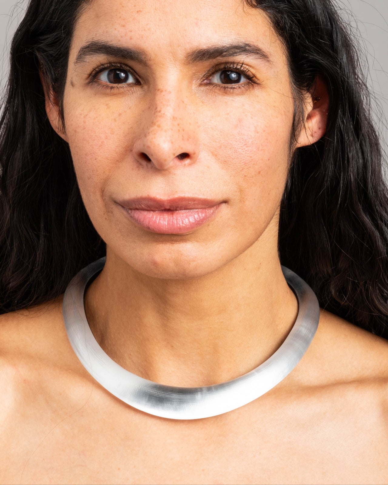 Lucite Collar Necklace- Silver - Photo 2