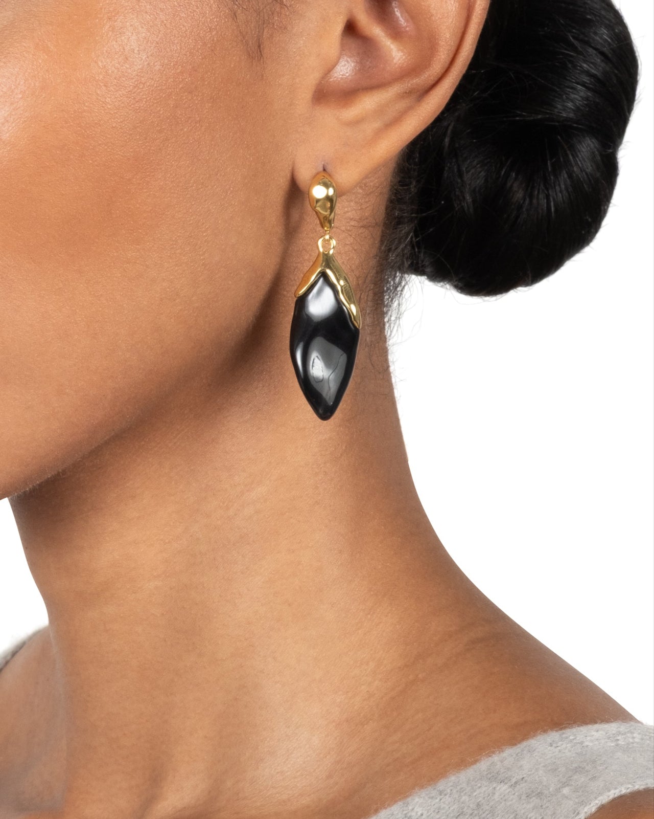 Lucite Petal Leverback Earring- Onyx - Photo 2