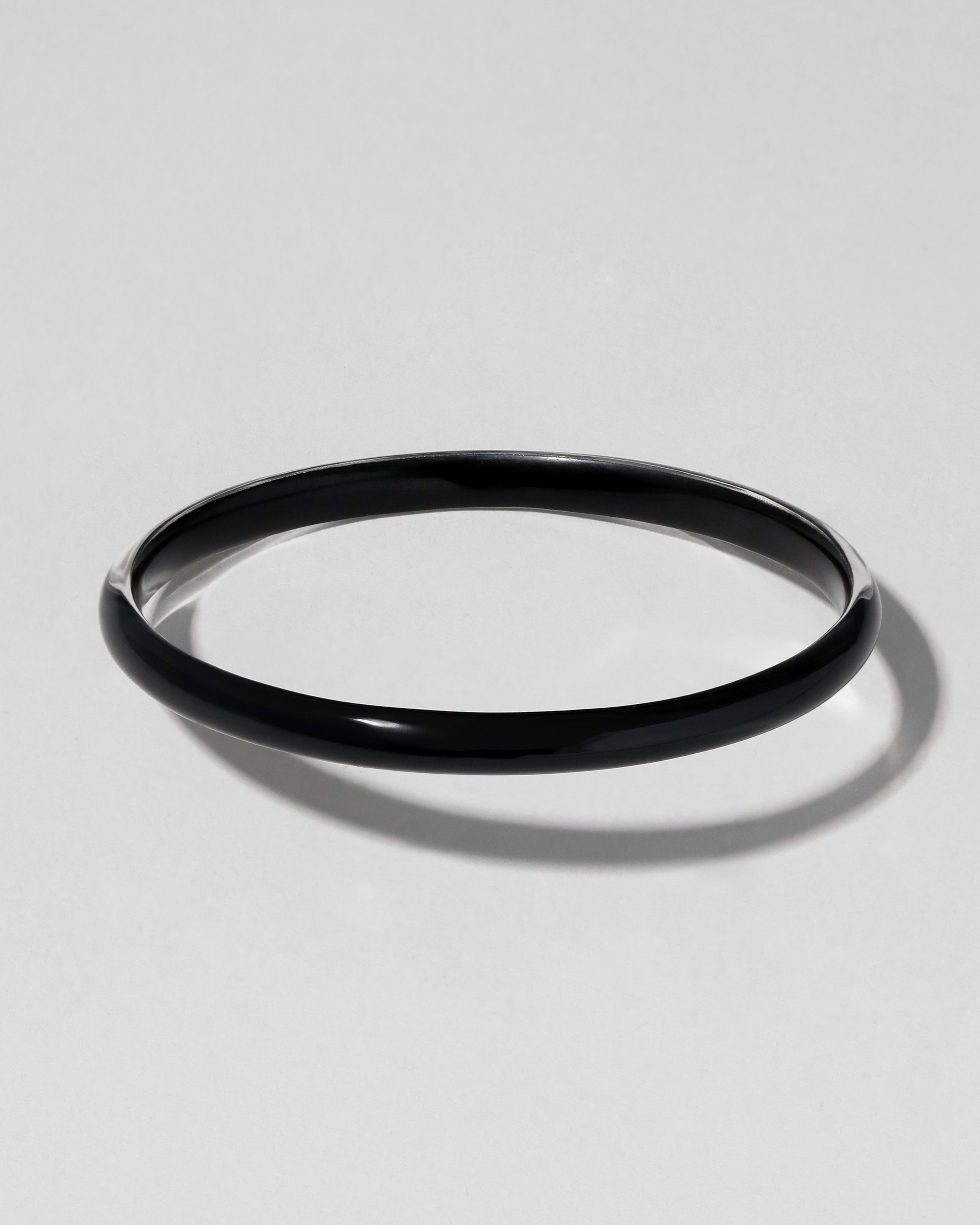 アレクシス　ビター　ブレス Black Luminous Lucite Super Skinny Bangle Bracelet | Alexis