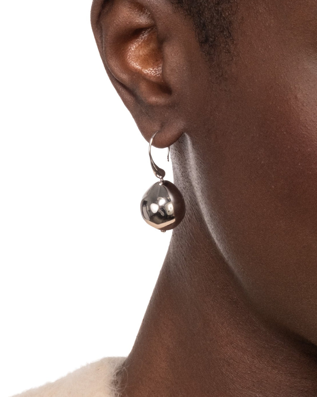 Molten Silver Ball Wire Earring - Photo 2