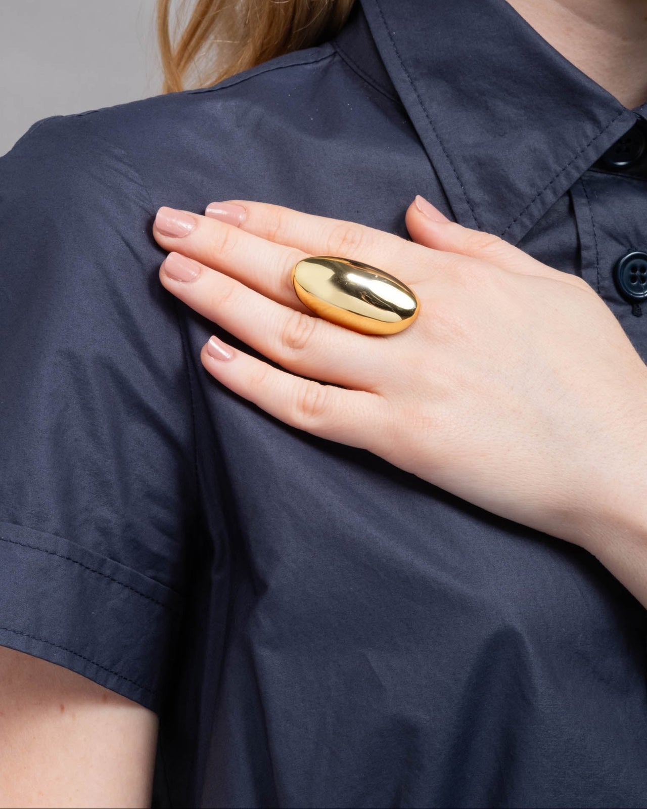 Molten Gold Knuckle Ring - Photo 2