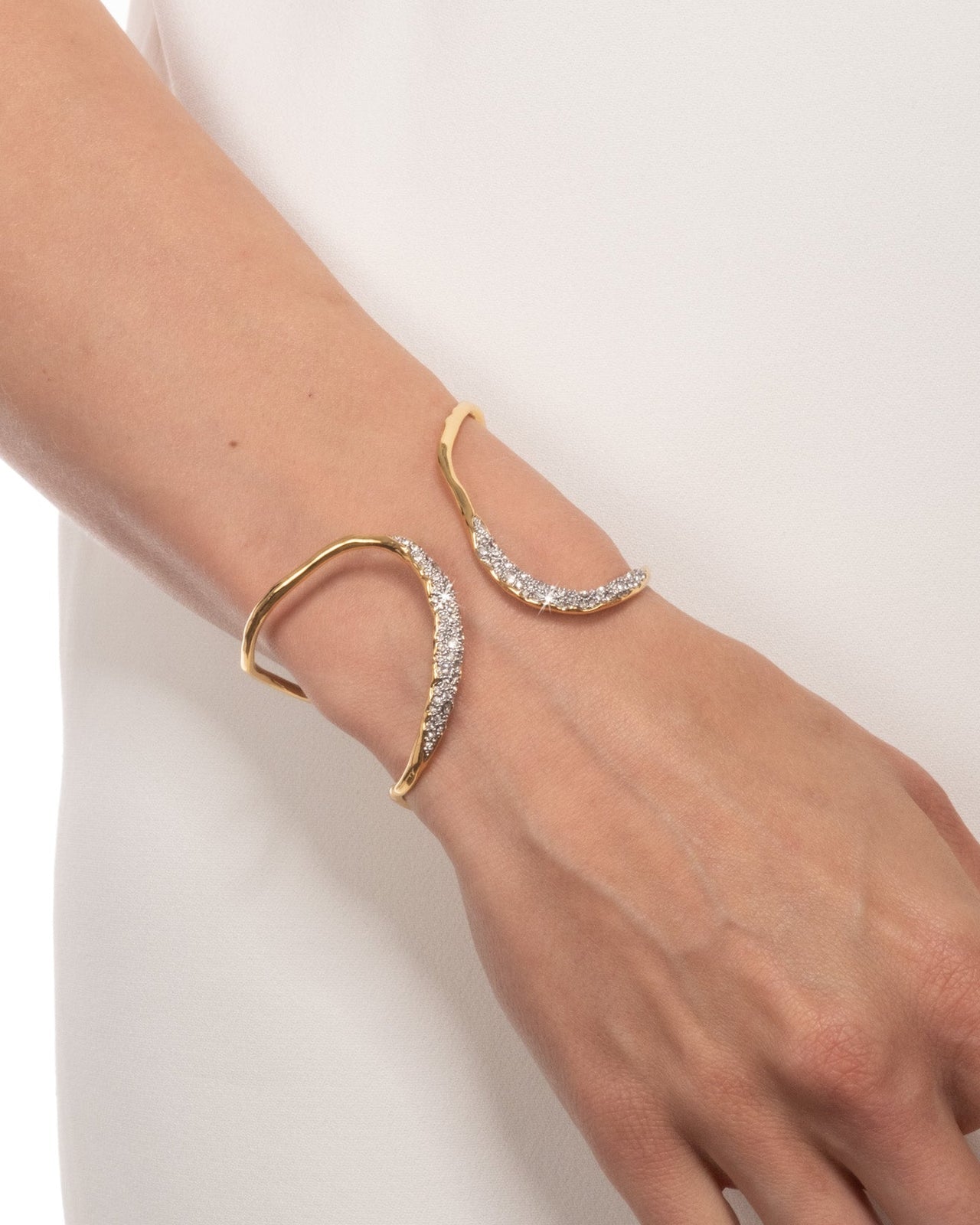 Solanales Crystal Freeform Hinge Cuff Bracelet - Photo 2