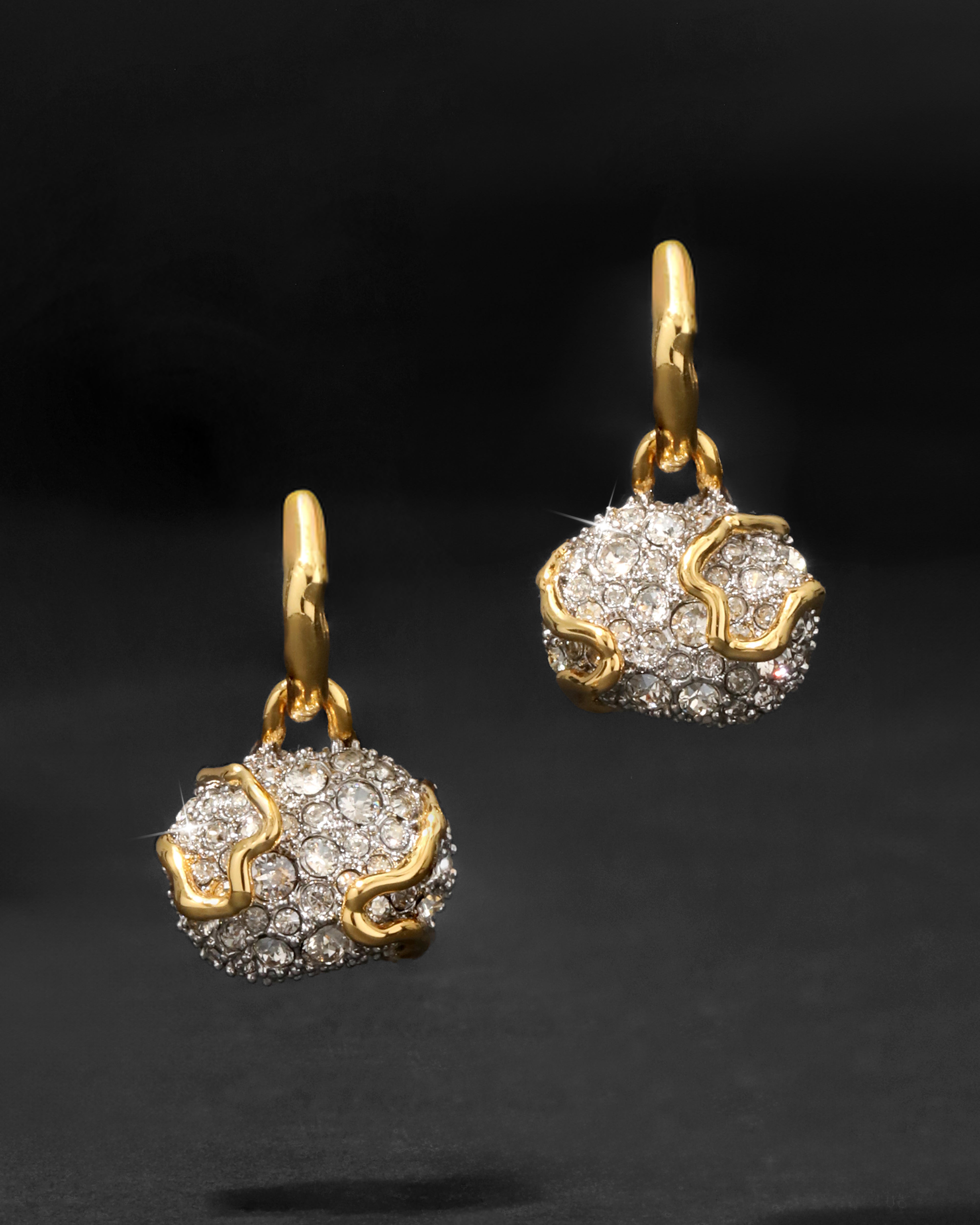 Solanales Crystal Petite Pebble Hoop Earring