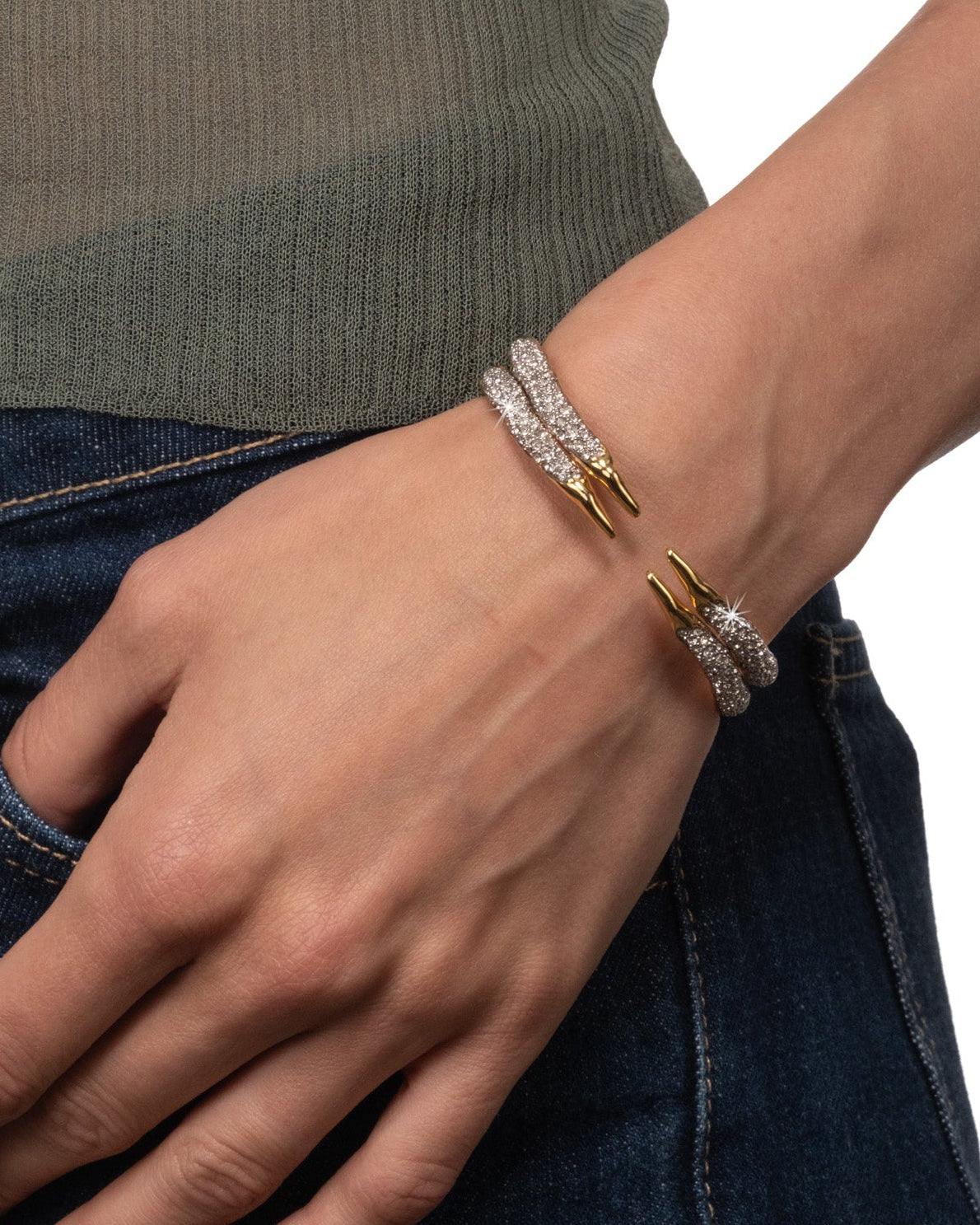 Solanales Crystal Claw Hinge Bracelet - Photo 2