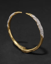 Solanales Crystal Claw Hinge Bracelet - Photo 1