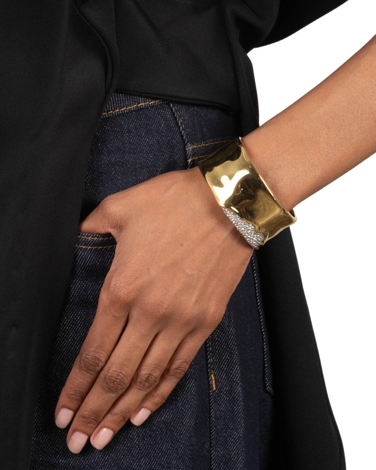 Solanales Gold Crystal Wide Cuff Bracelet - Photo 2