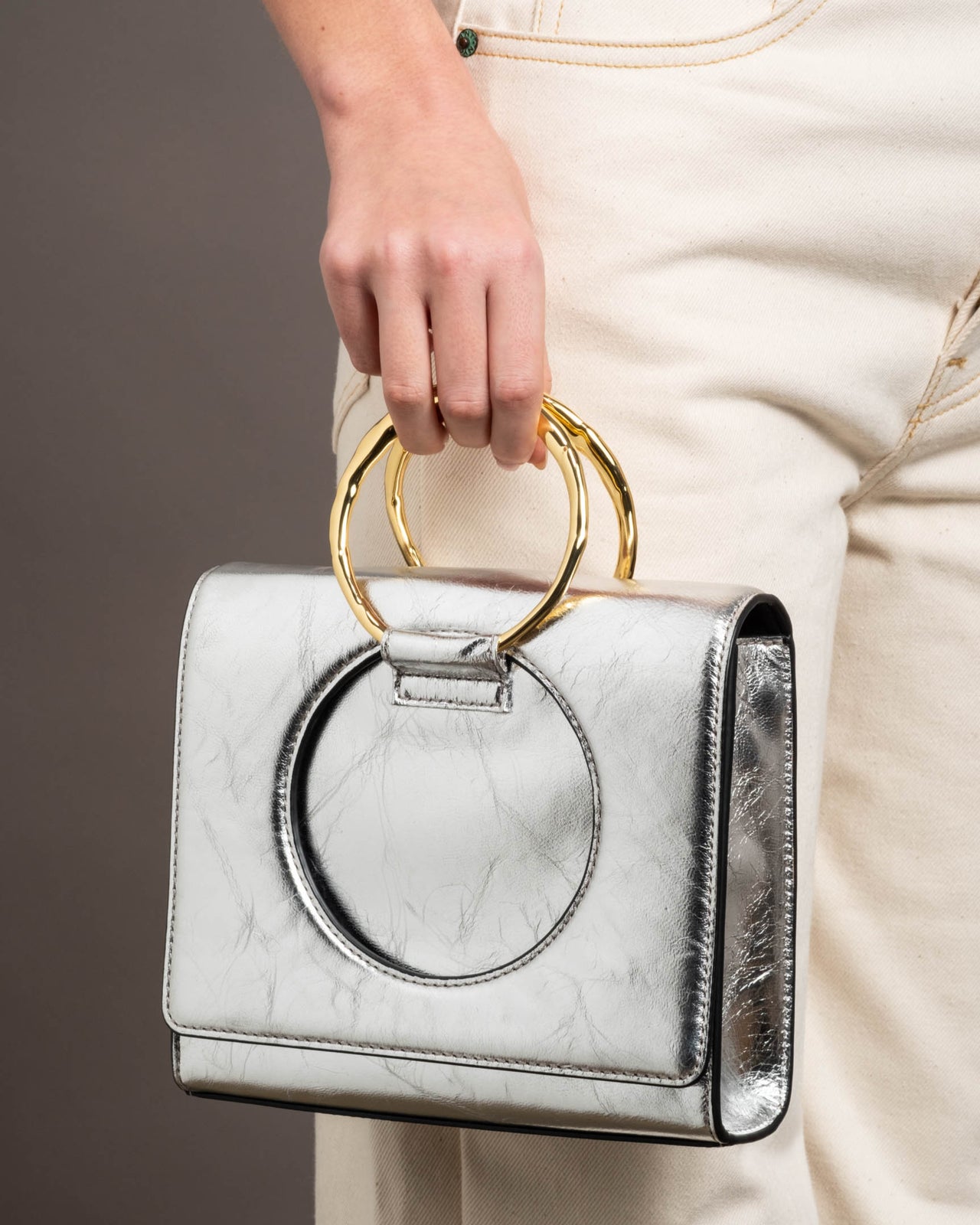 The Hunter Convertible Crossbody Bag- Silver - Photo 2