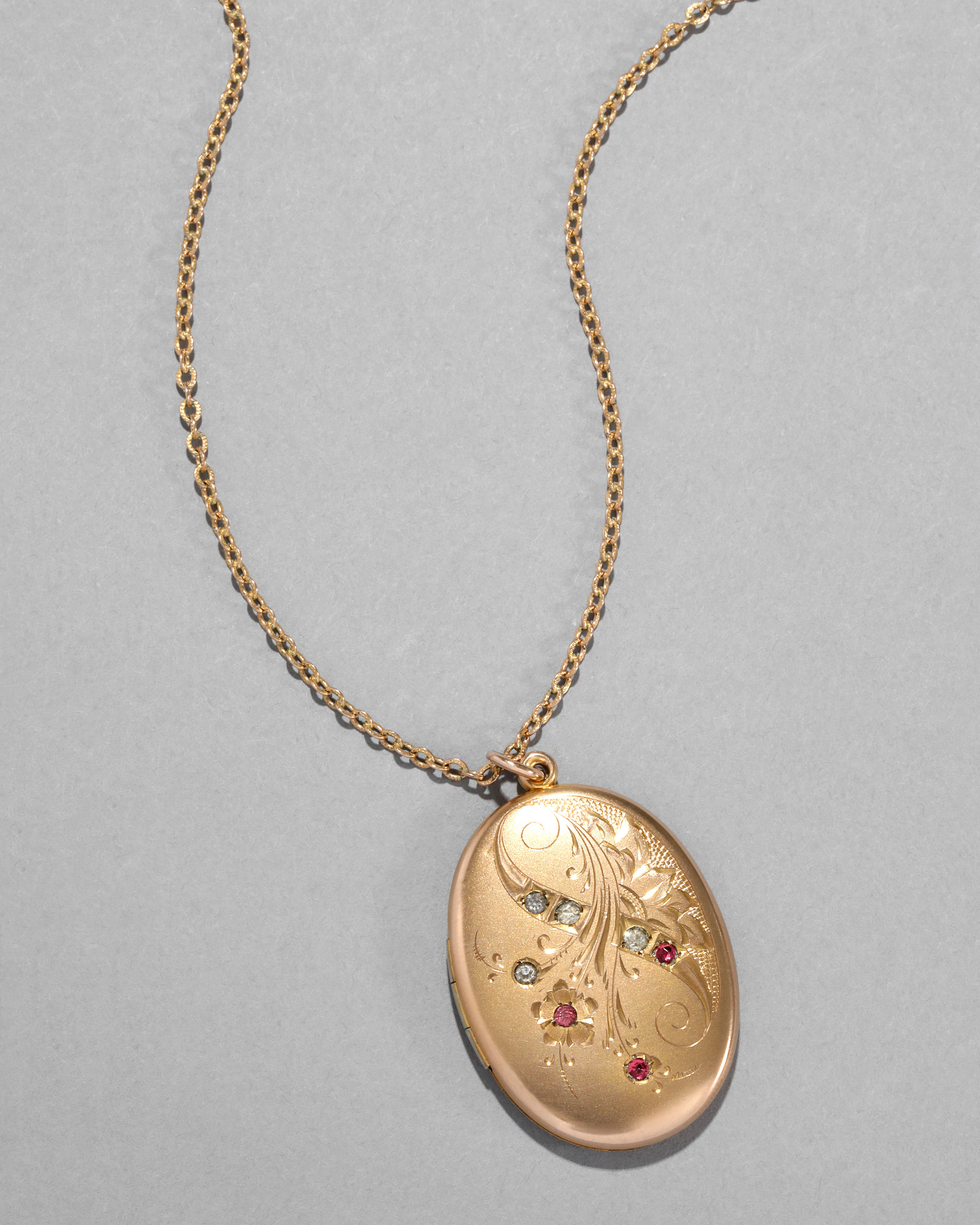 Locket Popular Oval Necklace Antique 1920s 14k Gold Filled Hand