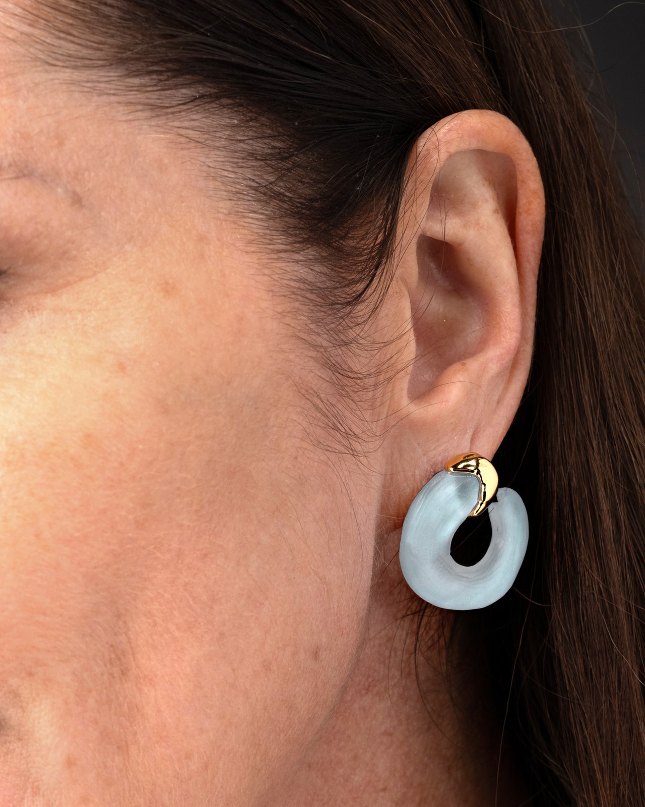 Lucite Small Molten Front Facing Hoop Earring - Blue Grey - Photo 2