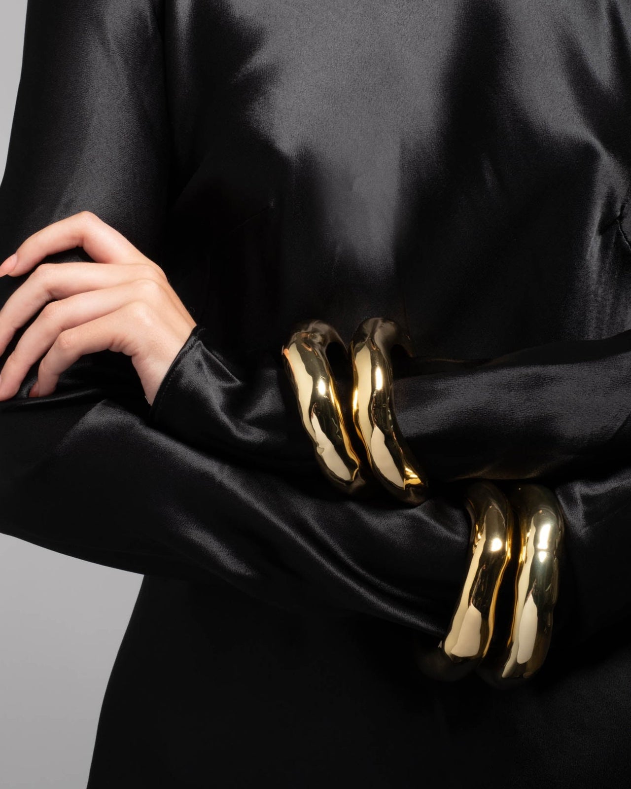 Large Molten Bangle Bracelet- Gold - Photo 2