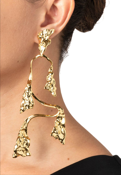 Oversized Mobile Gold Balance Clip Earring | Alexis Bittar