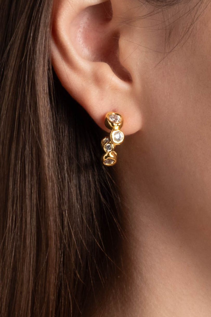 Asterales Gold Small Hoop Earring - Photo 2