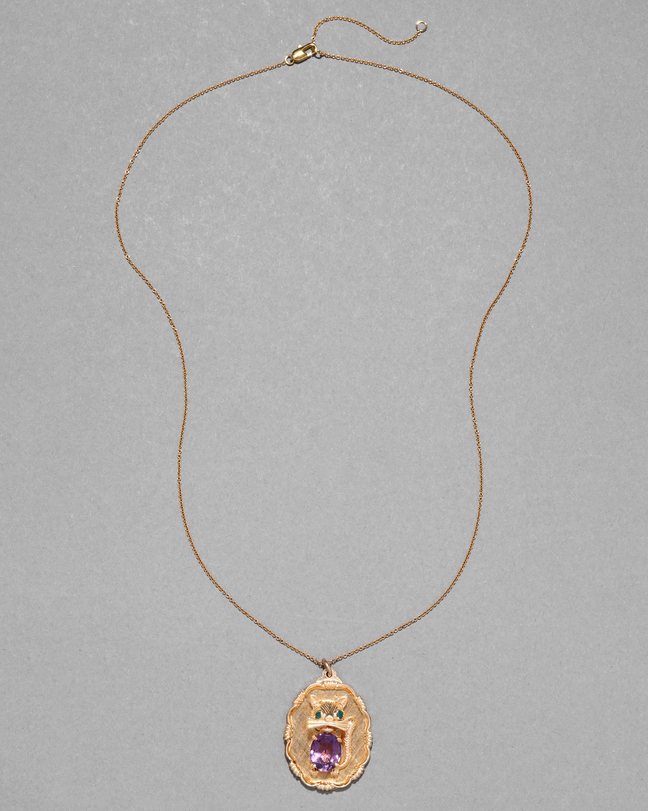 Vintage 1980s 14k Gold with Emerald & Faceted Amethyst Kitschy Cat Pendant Necklace - Photo 2