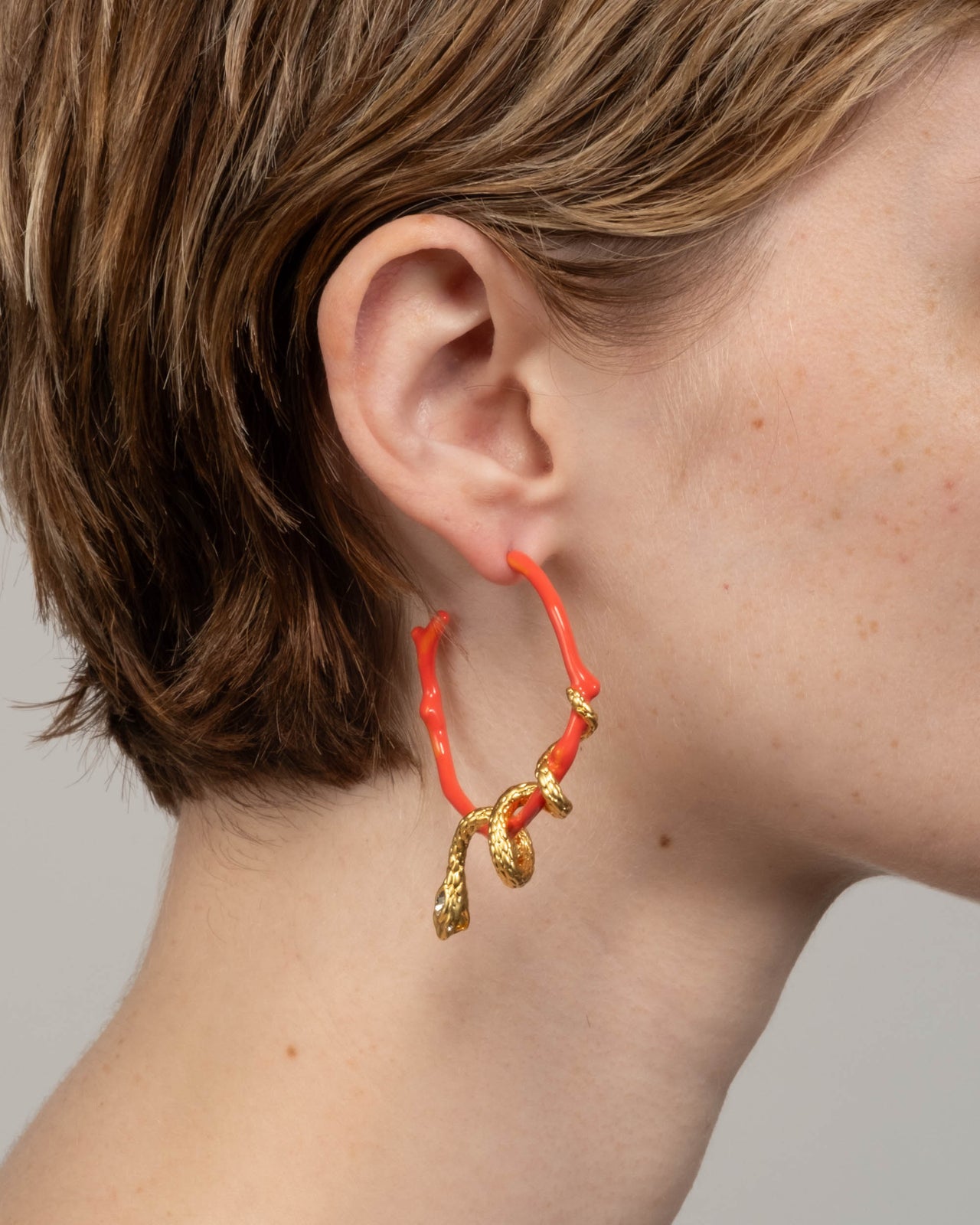 Aquatic Dreams Snake Hoop Earring - Photo 2