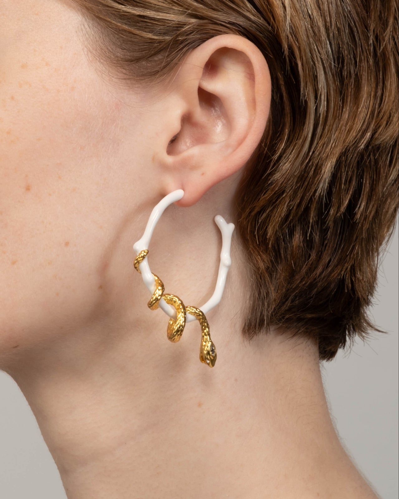Aquatic Dreams White Coral Snake Hoop Earring - Photo 2