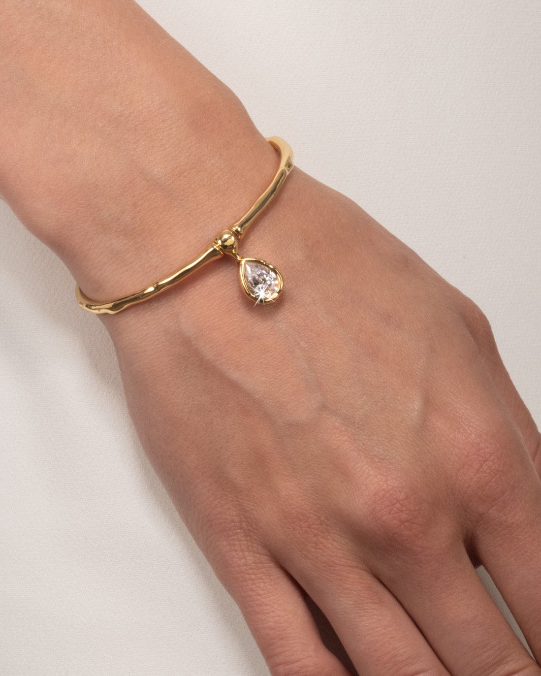 Asterales Gold Solitaire Charm Cuff Bracelet - Photo 2