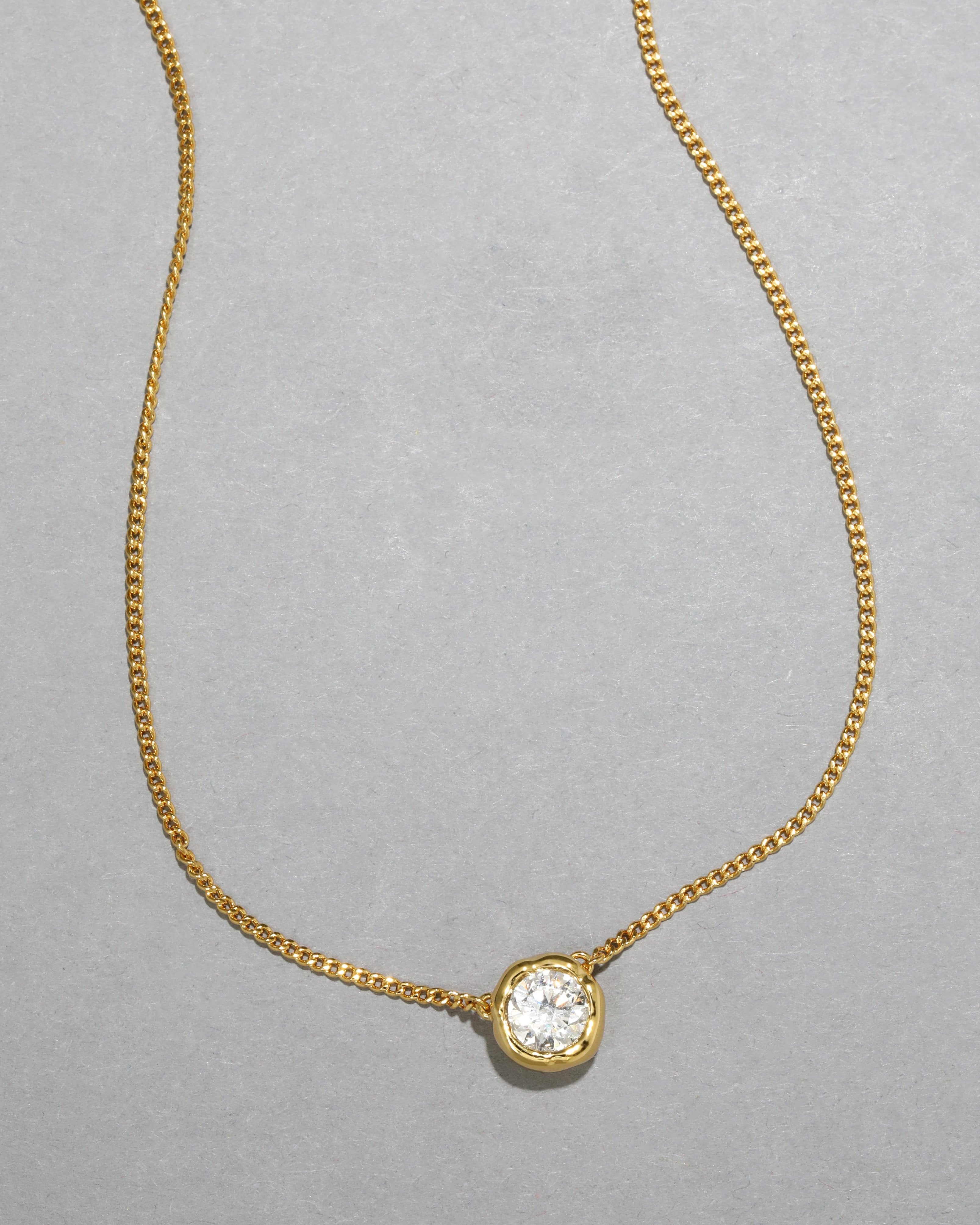 Asterales Solitaire Necklace