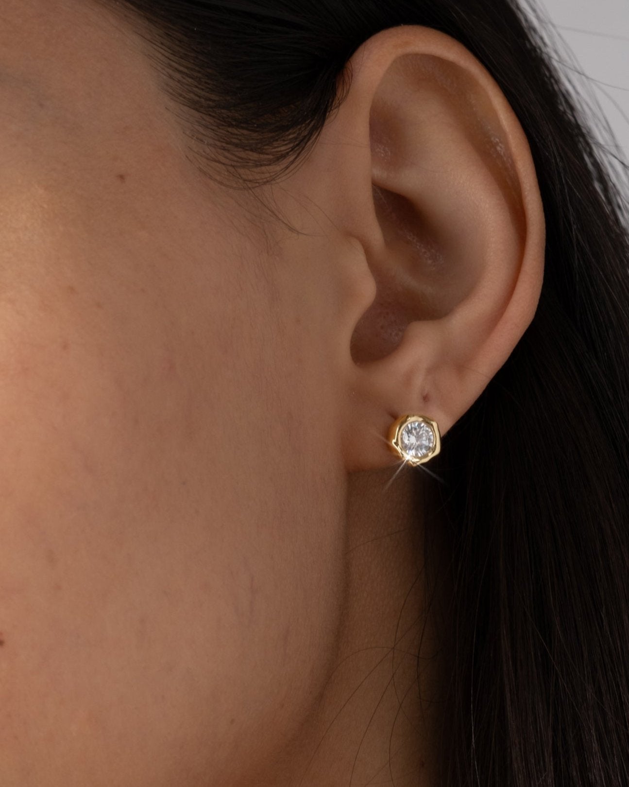 Earrings - Stud, Hoop and Drop Lucite Earrings | Alexis Bittar