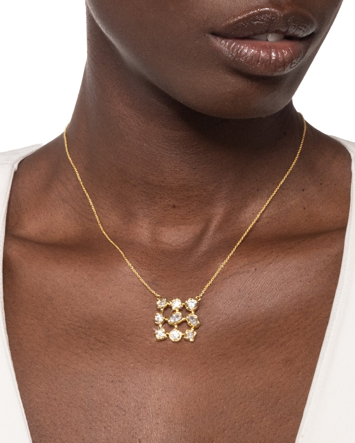 Asterales Gold Square Pendant Necklace- Air - Photo 2