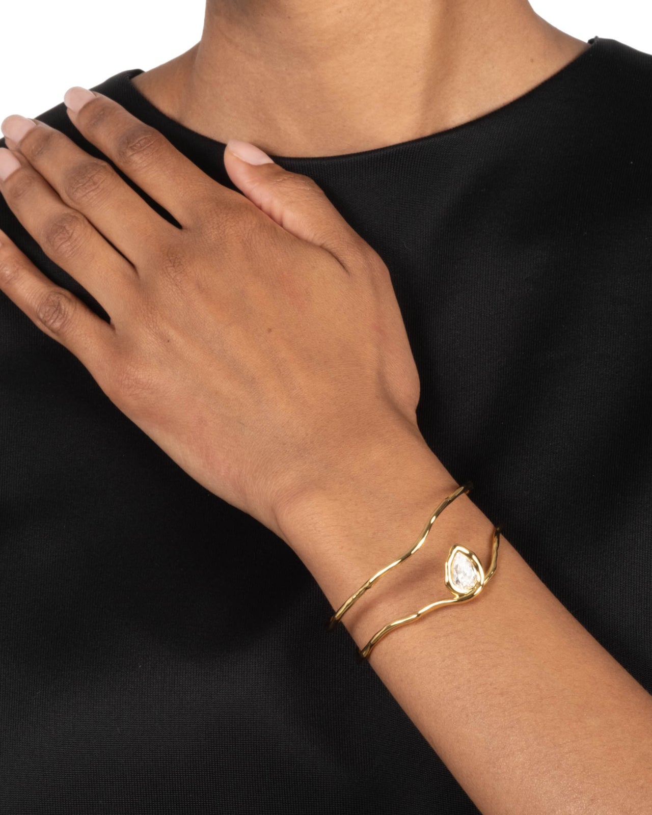 Asterales Gold Floating Cuff Bracelet - Photo 2