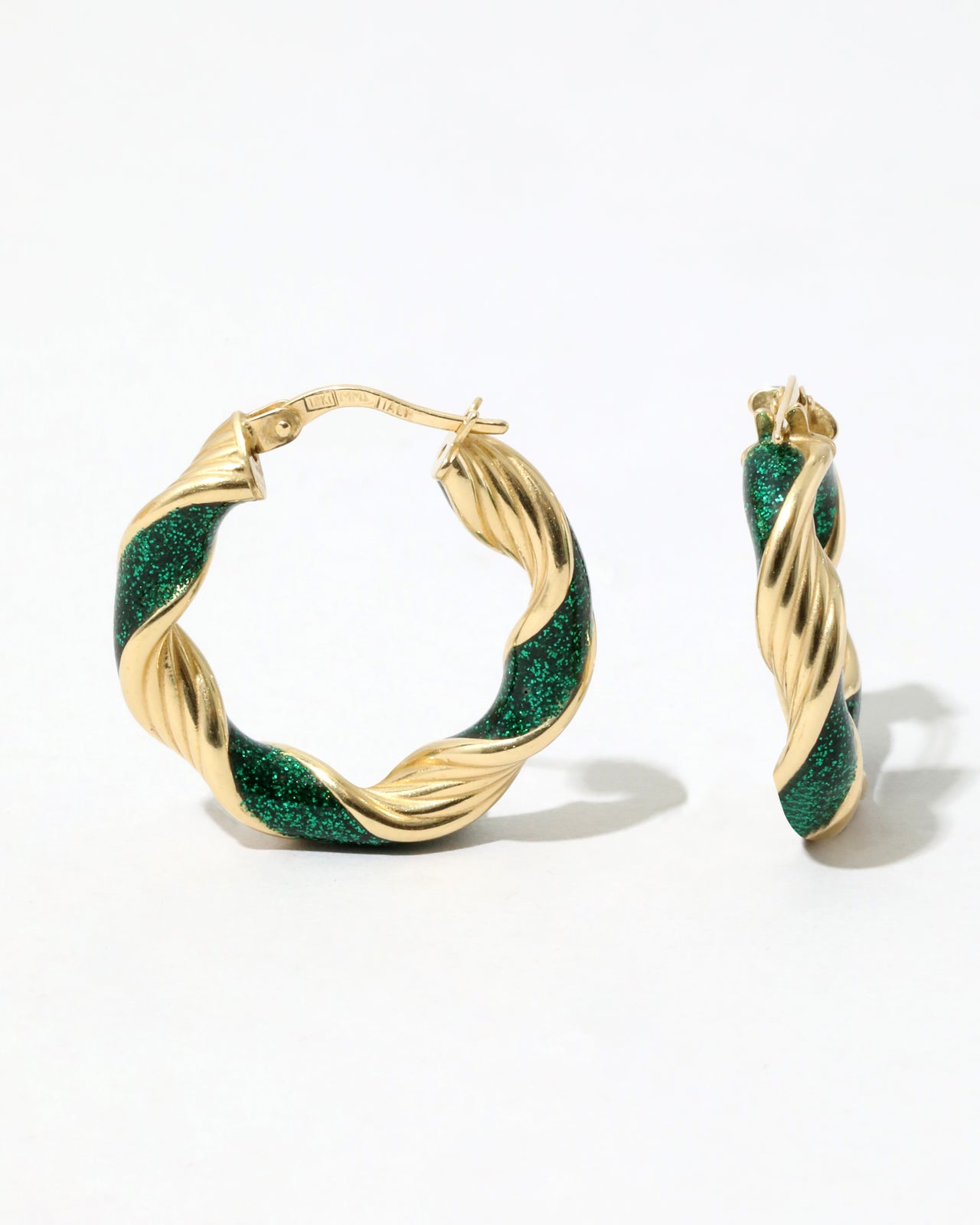 Vintage 18K Gold and Emerald Green Twist Hoop Earring - Photo 2
