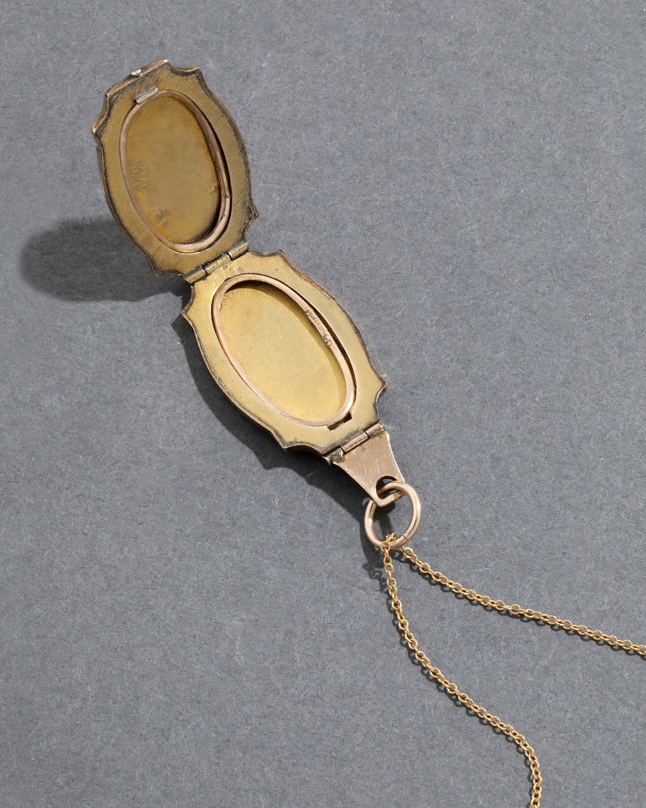 Antique 1800s Victorian Embossed Oval Locket Necklace - Photo 2