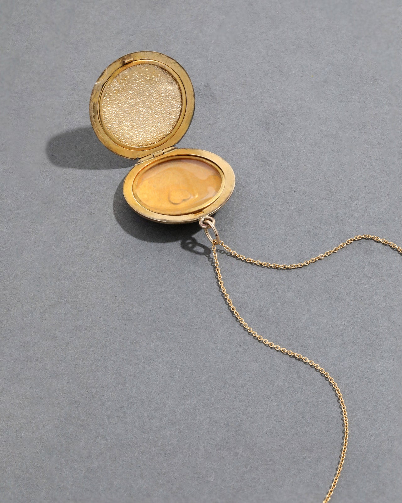 Antique 1800s Victorian 10k Gold Wave Locket Necklace - Photo 2