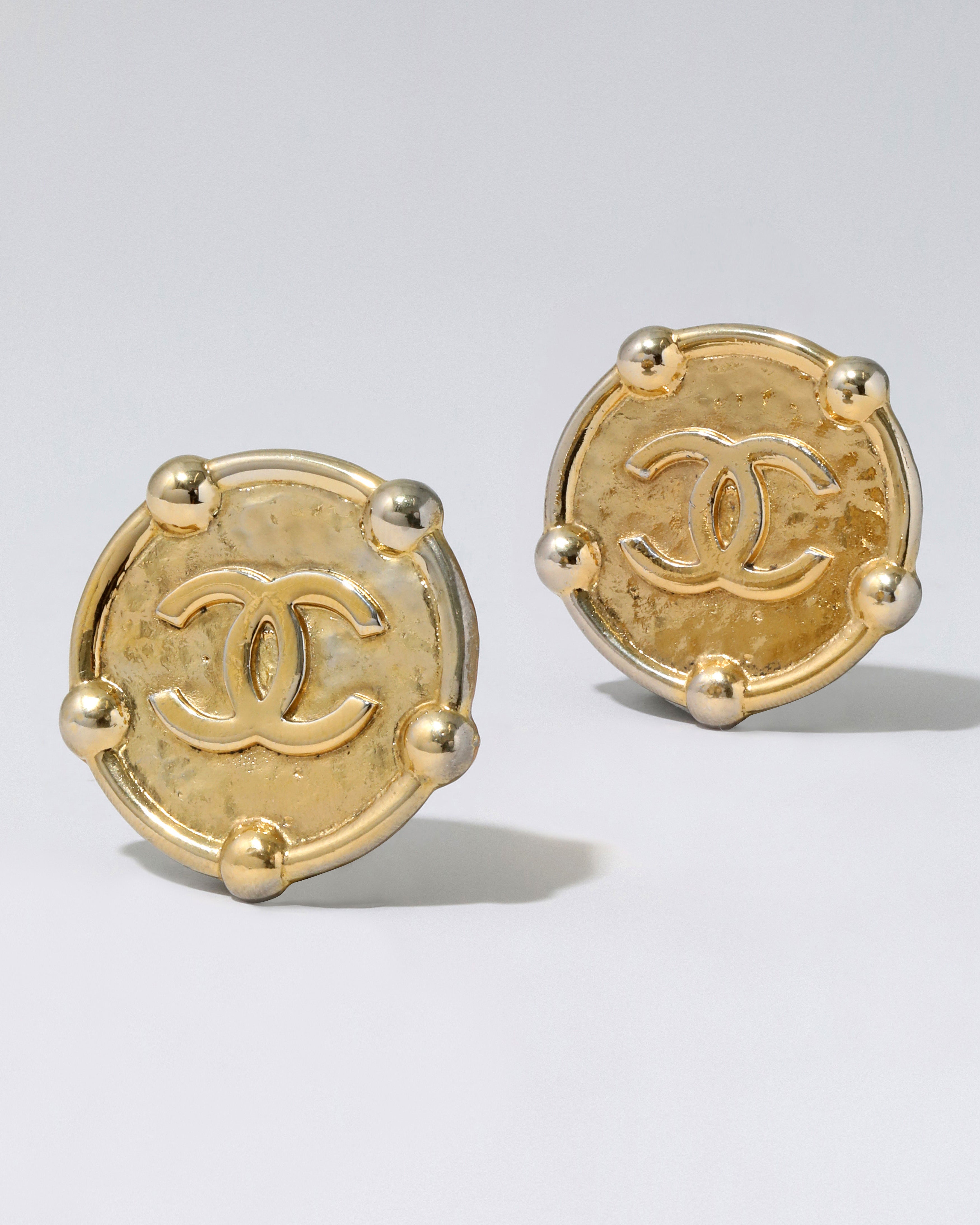 Chanel Vintage Gold Plated Hammered Texture CC Clip on Earrings