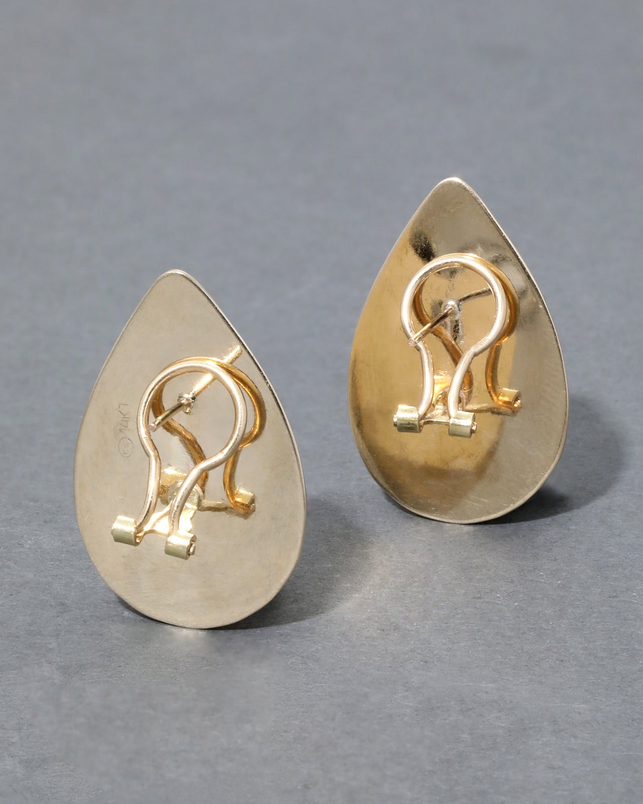 Vintage 1980s Domed Teardrop Omega Post Earrings - Photo 2