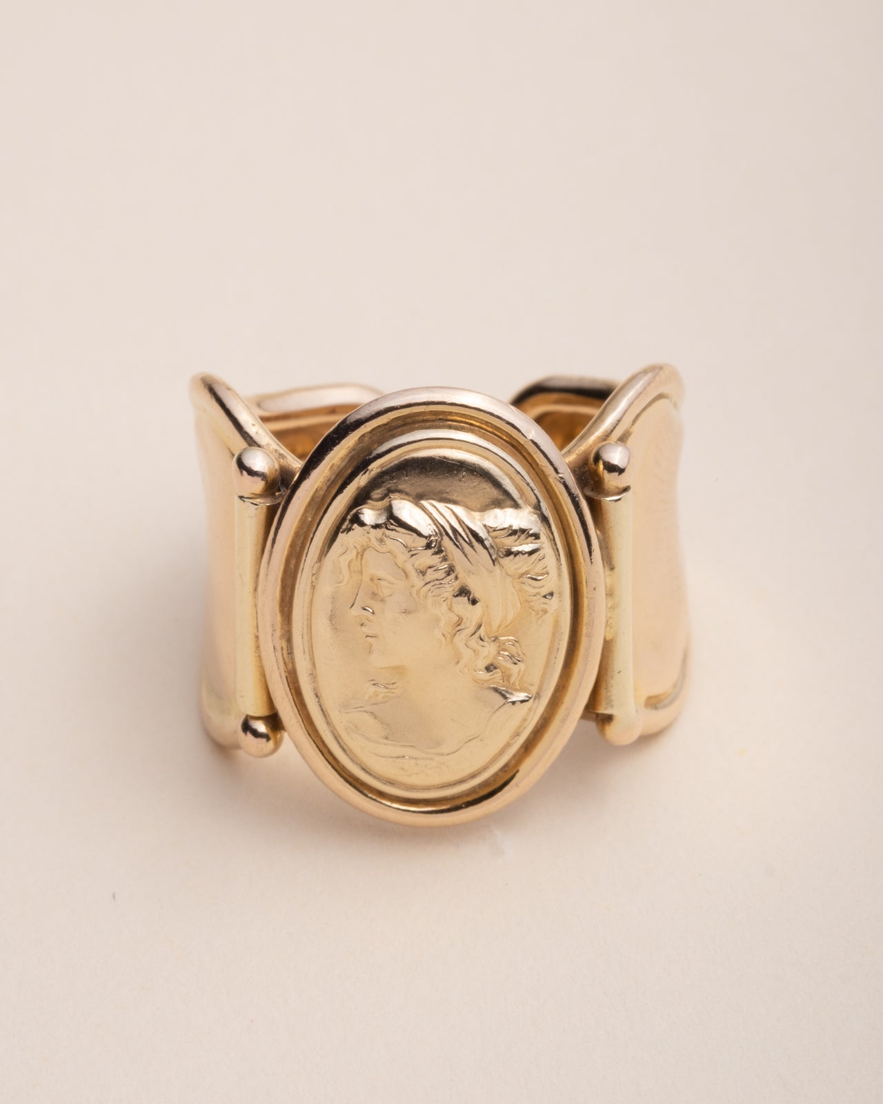 Vintage 1970s 14k Gold Italian Handmade Ring - Photo 2