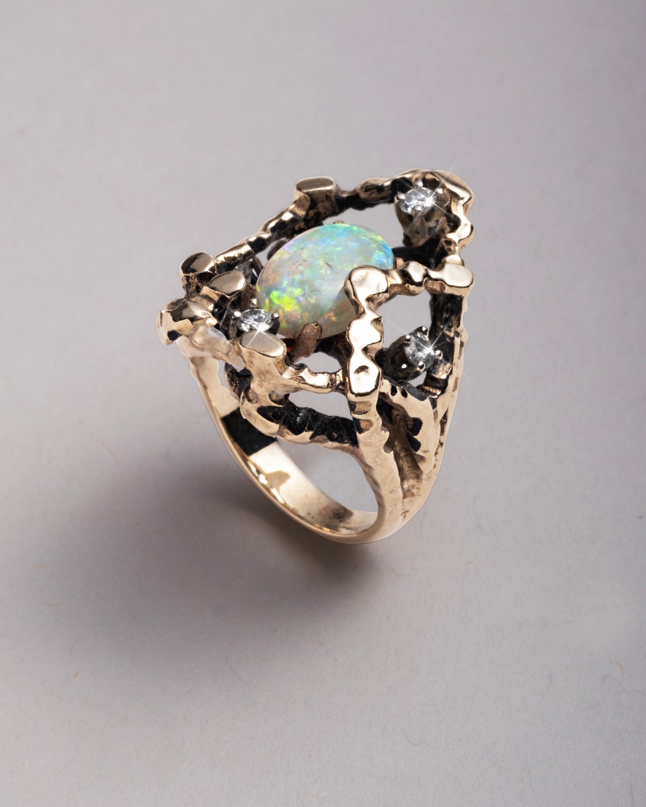 Vintage 1970s 14k Gold Brutalist Opal and Diamond Ring - Photo 2