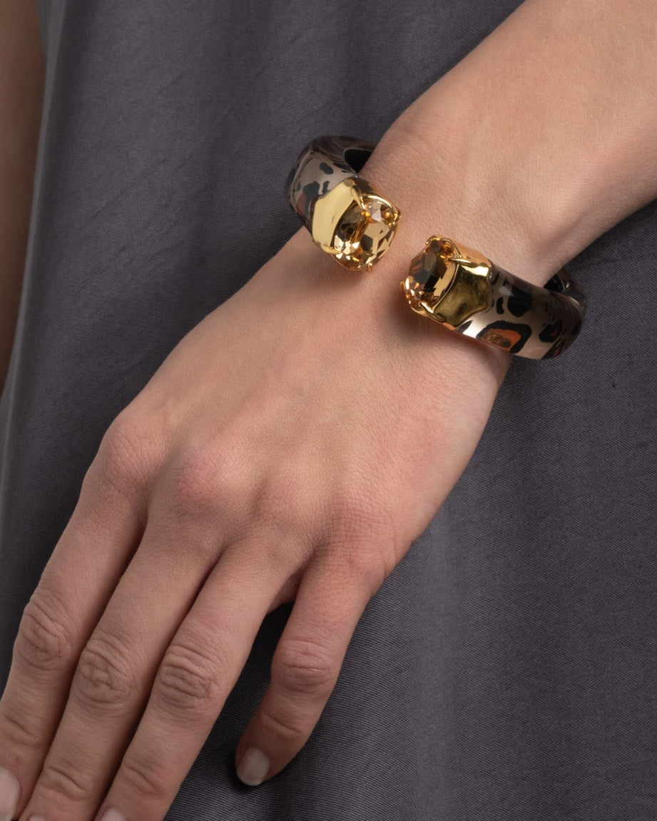 Bonbon Crystal Lucite Hinge Bracelet- Leopard - Photo 2