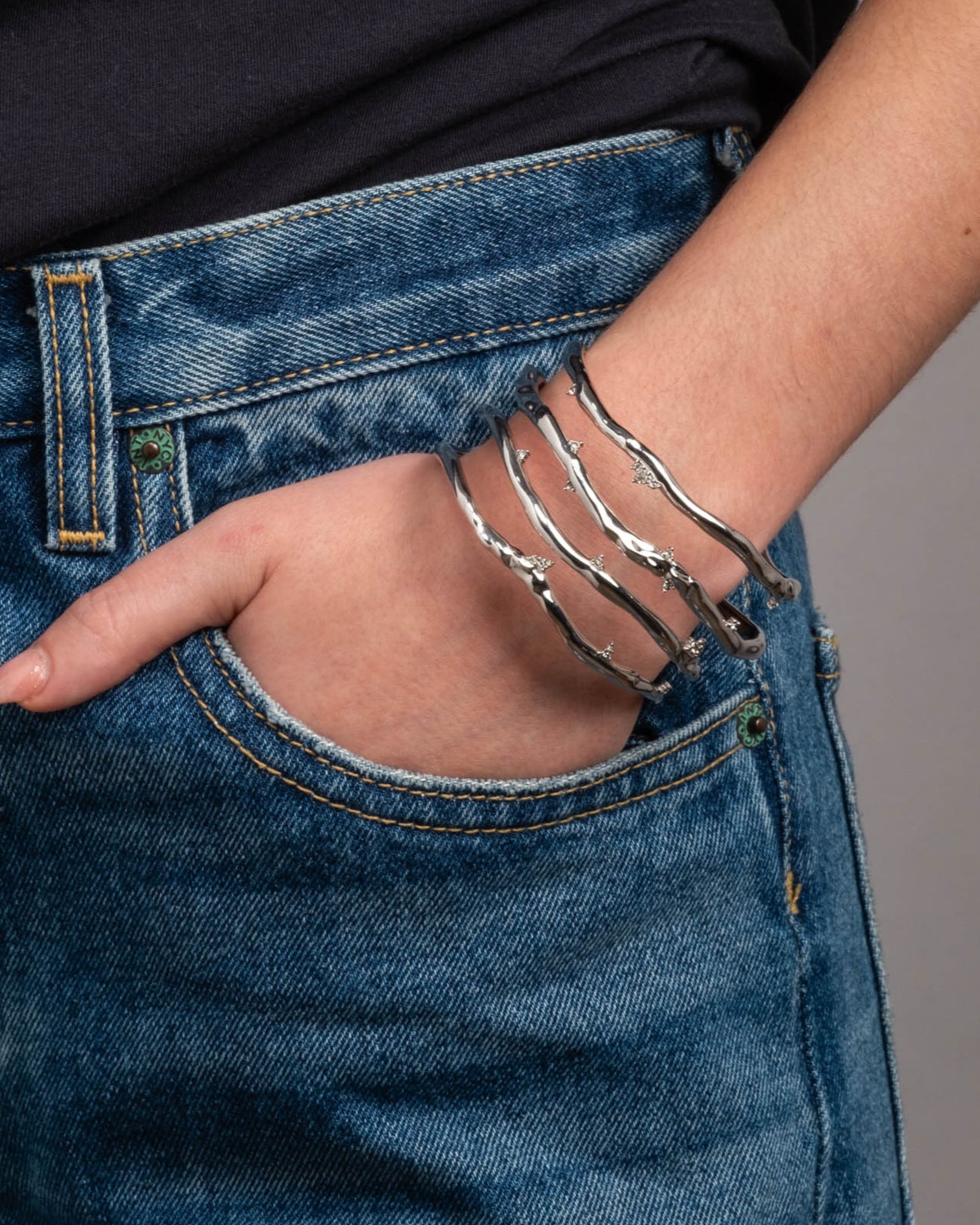 Brut Silver Crystal Thorn Orbit Cuff Bracelet - Photo 2