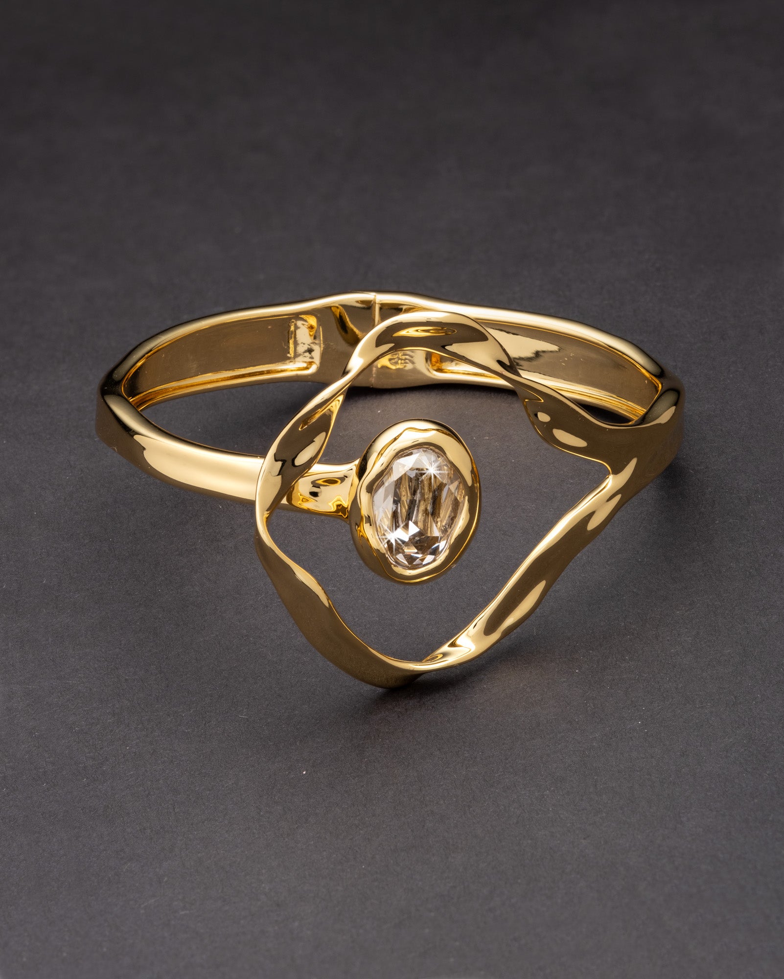 Crumpled Orbit Crystal Hinge Bracelet Air