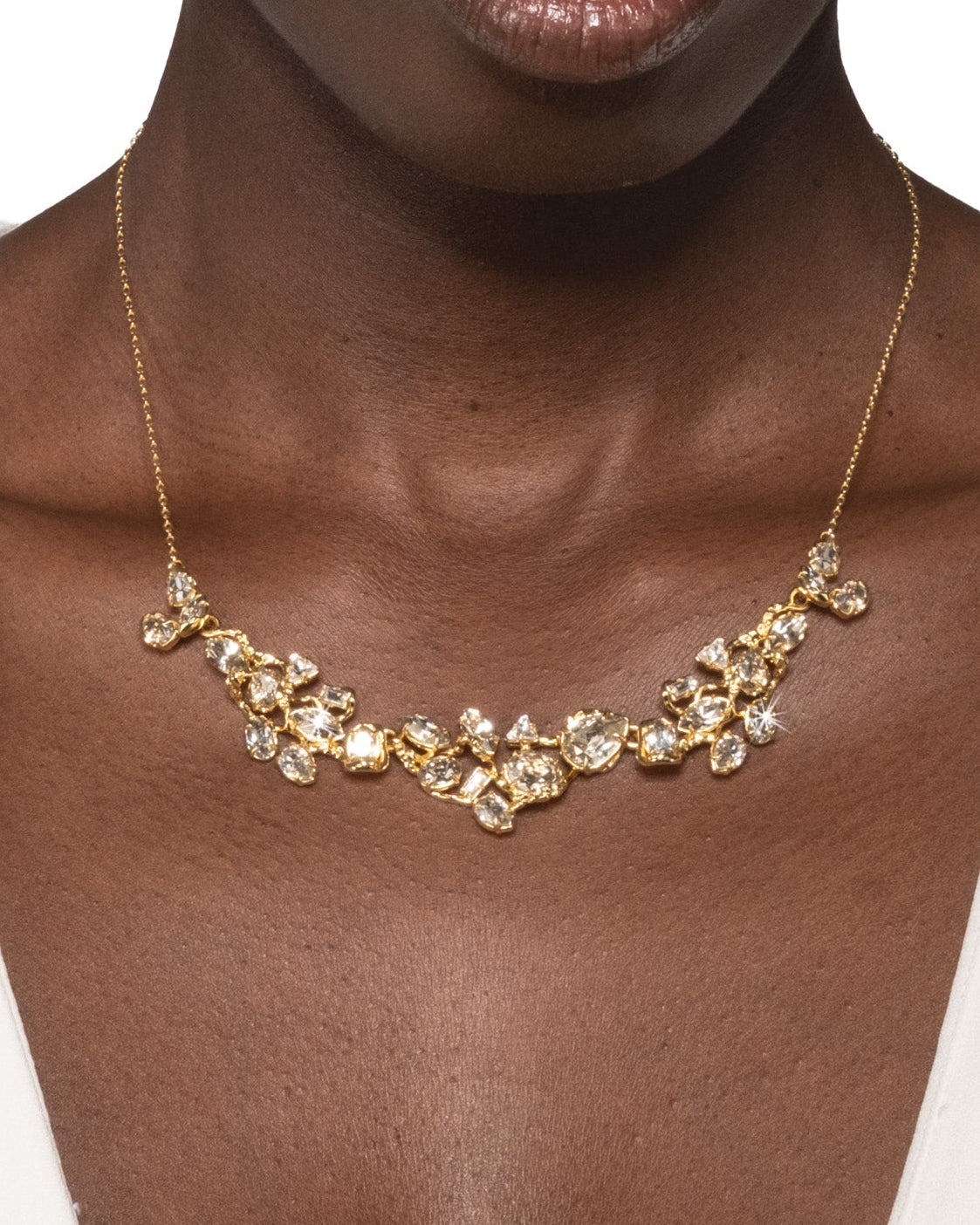 Éclat Crystal Cluster Bib Necklace - Photo 2