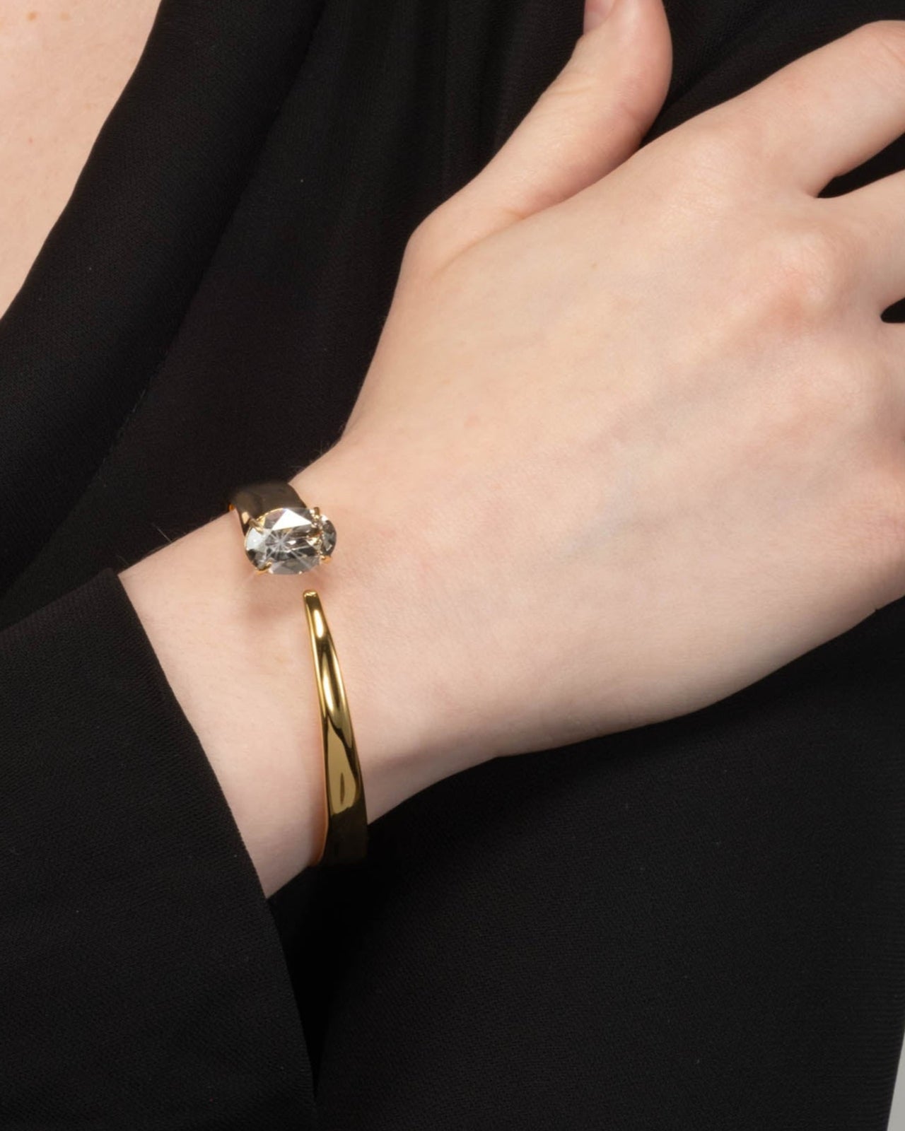Gold Crystal Hinge Arc Bracelet - Photo 2