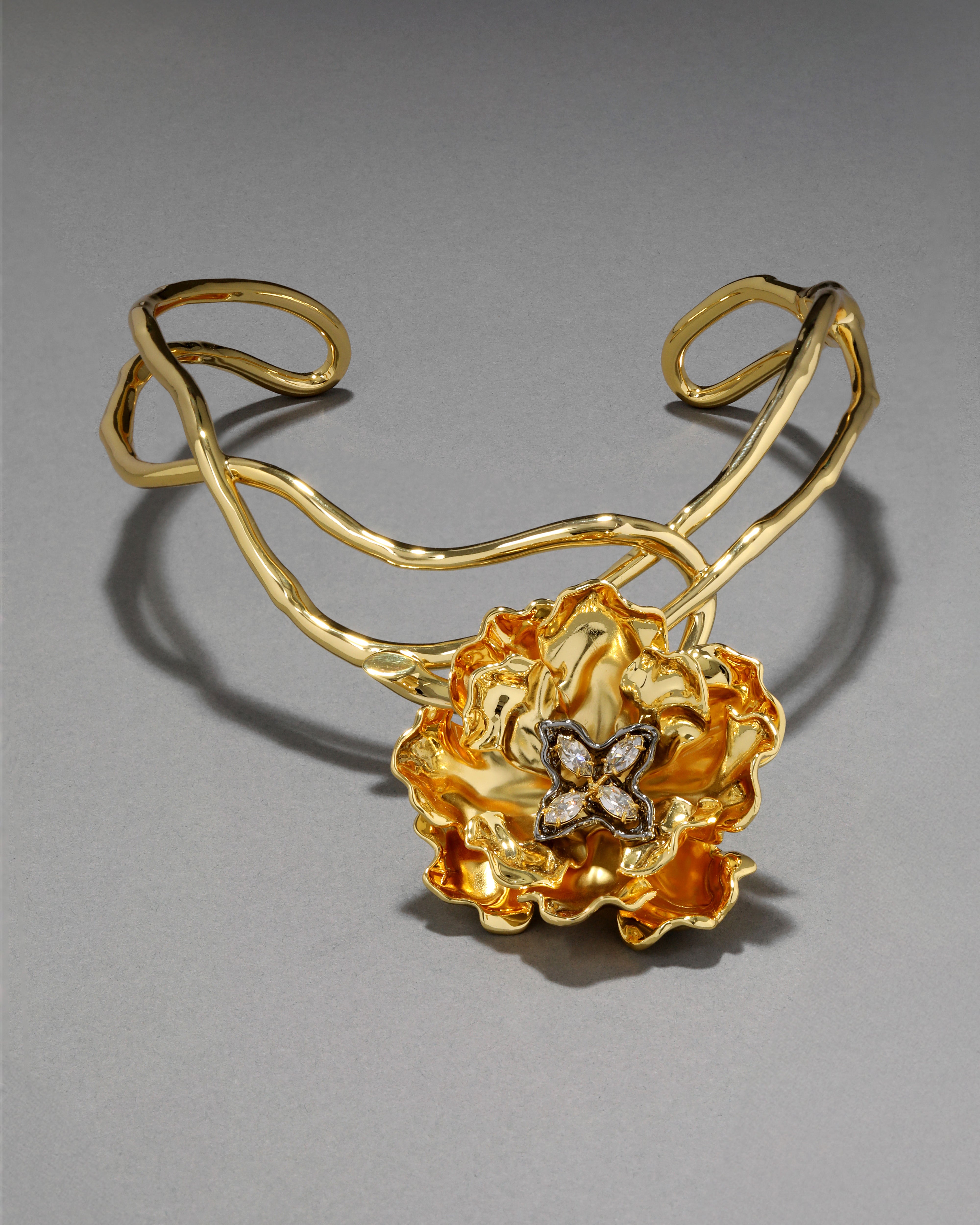 Jardin Gold Collar Necklace