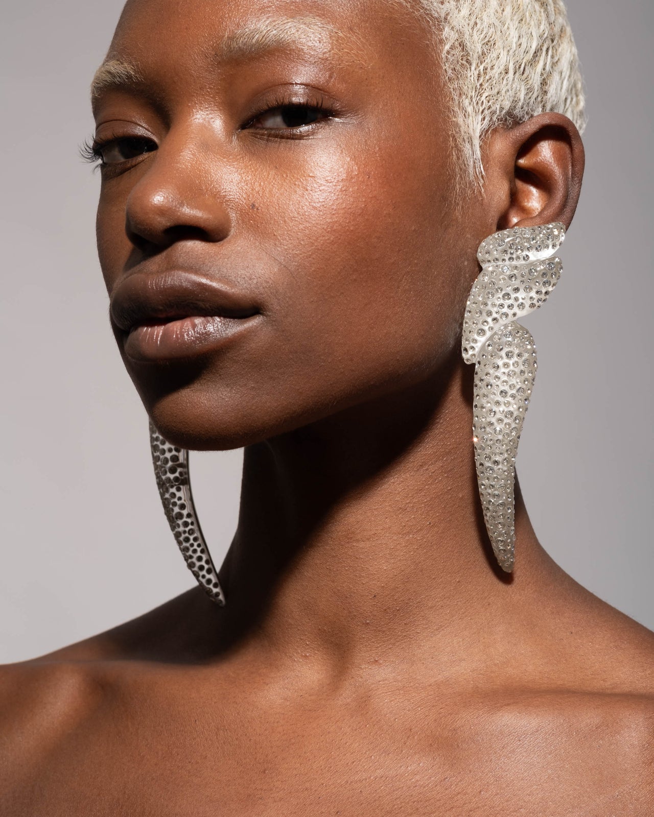 Liquid Lucite Pave Wave Long Clip Earring- Polished Silver - Photo 2