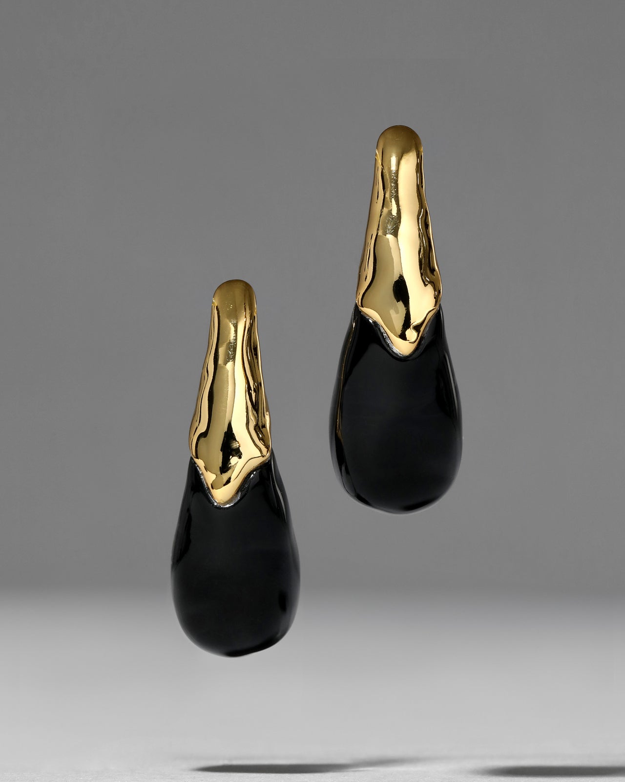 Liquid Lucite Arched Large Post Earring- Onyx - Photo 2