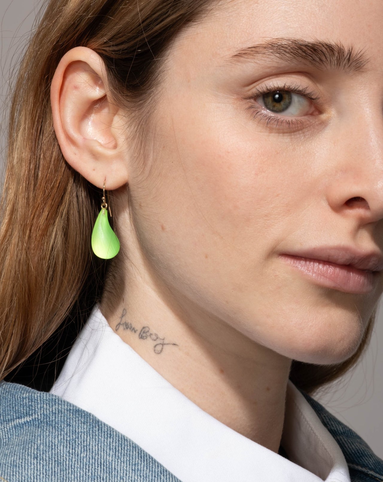 Lucite Dewdrop Earring- Neon Green - Photo 2