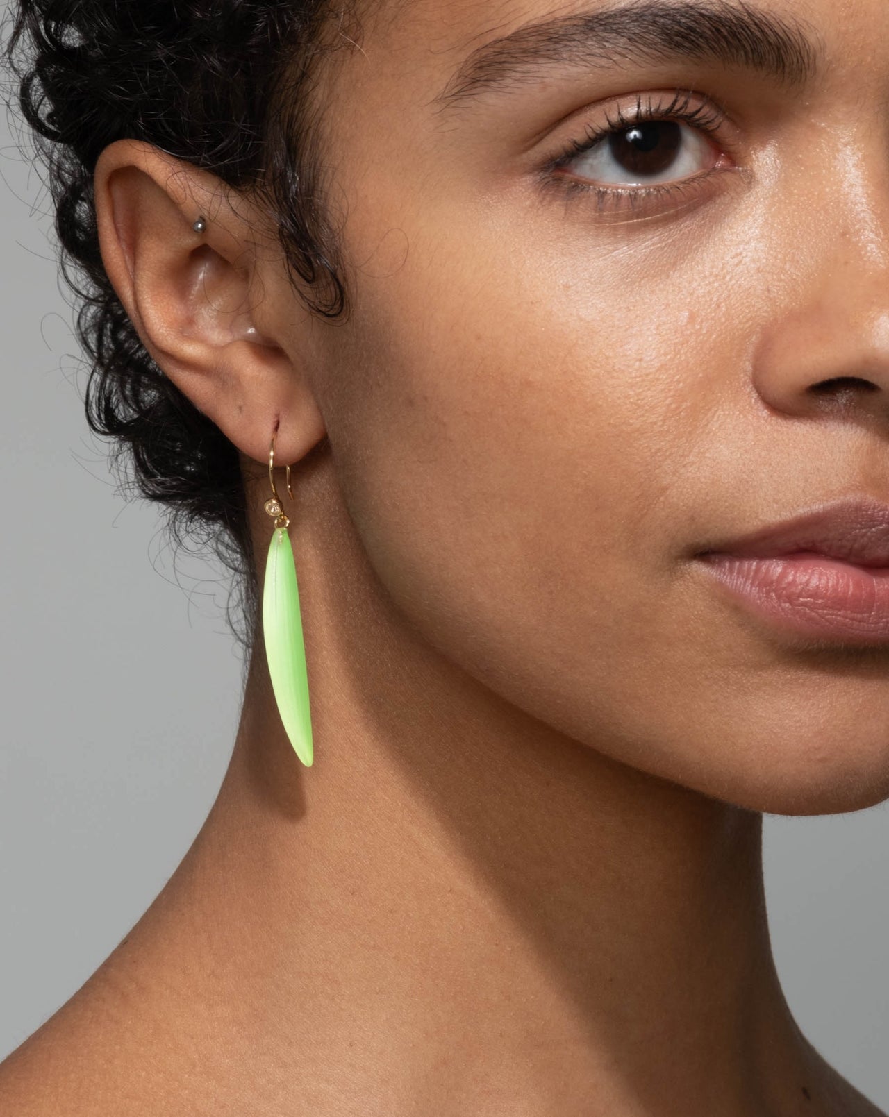 Lucite Sliver Wire Earring- Neon Green - Photo 2