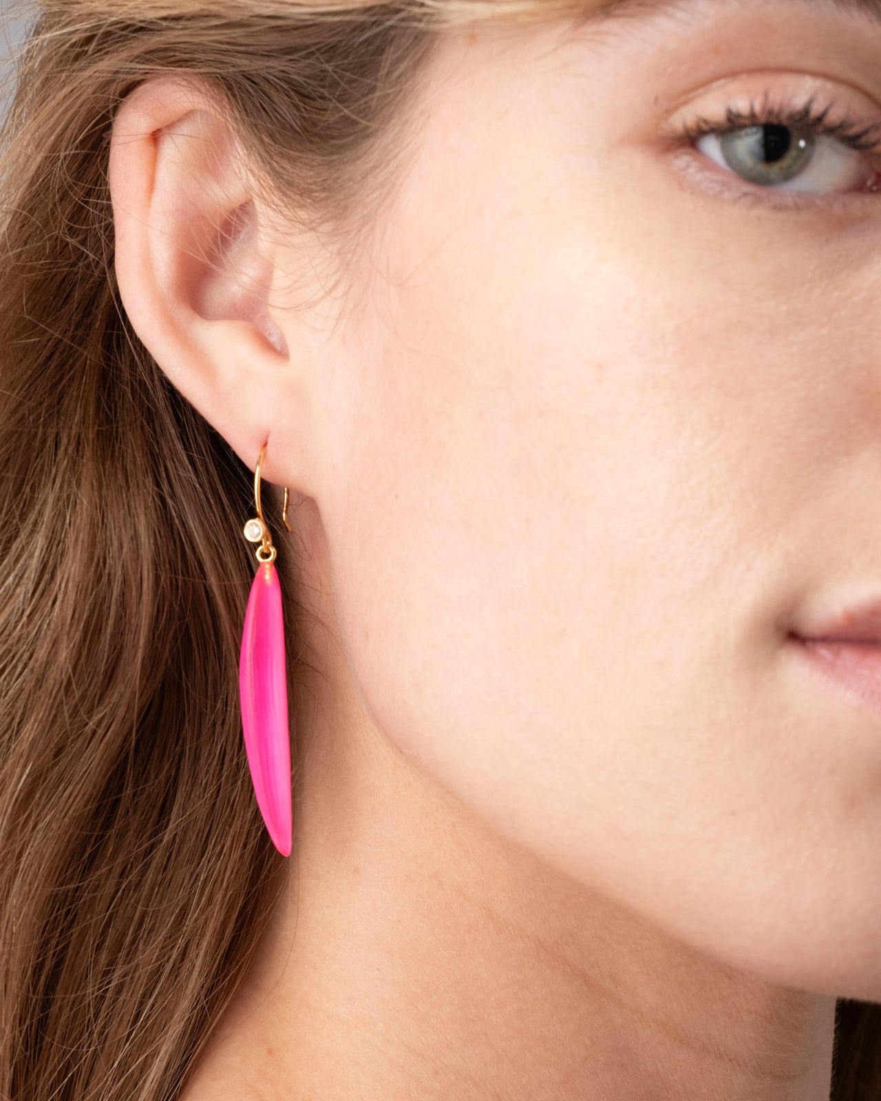 Lucite Sliver Wire Earring- Neon Pink - Photo 2