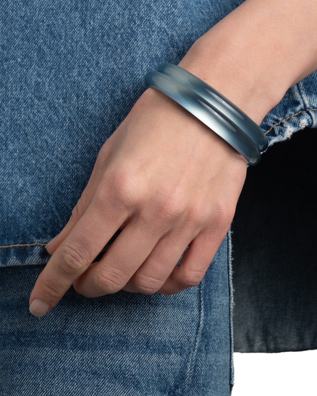 Lucite Skinny Bangle- Metallic Sky - Photo 2