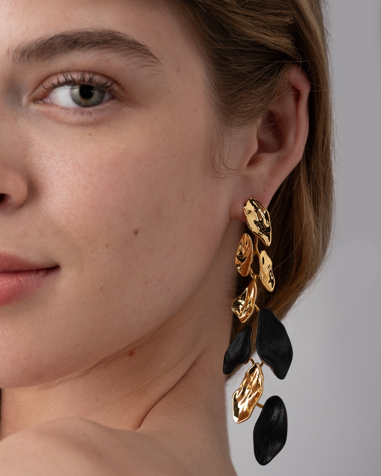 Mosaic Lucite Cascade Post Earring- Black - Photo 2