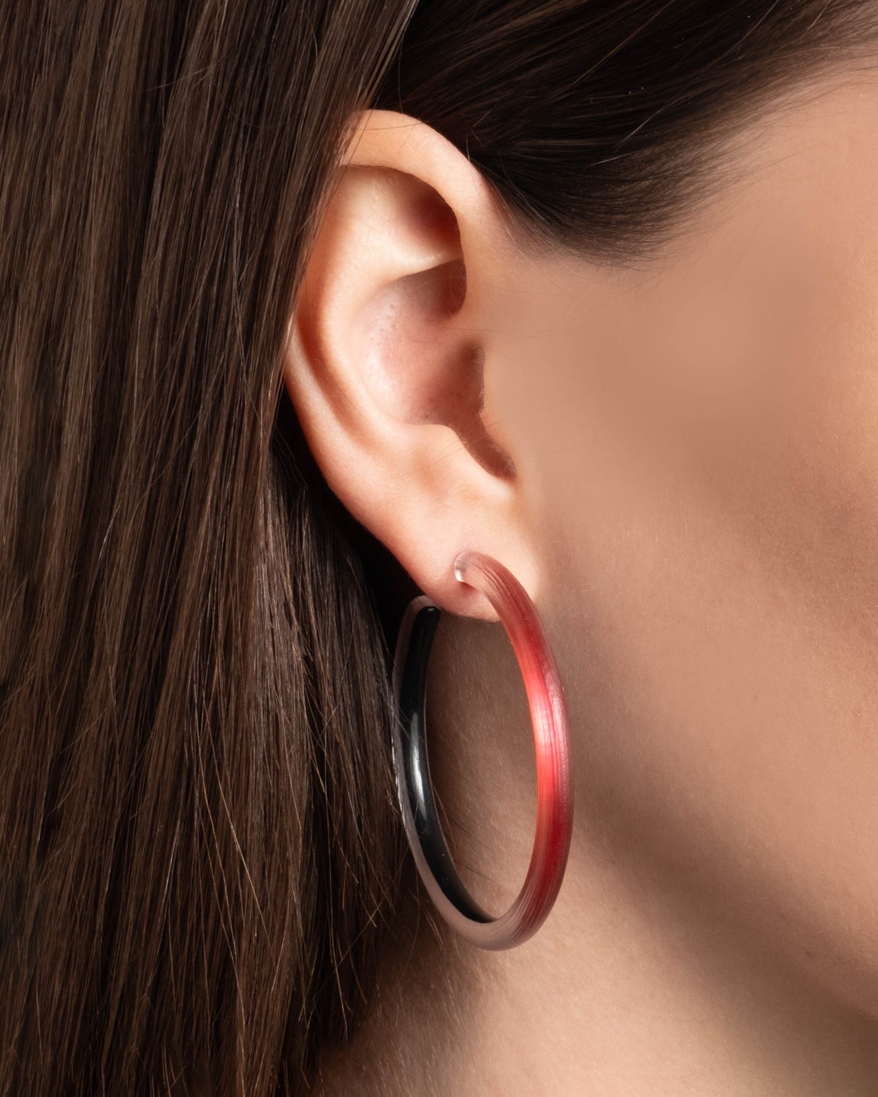 Skinny Lucite Hoop Earring- Pomegranate - Photo 2